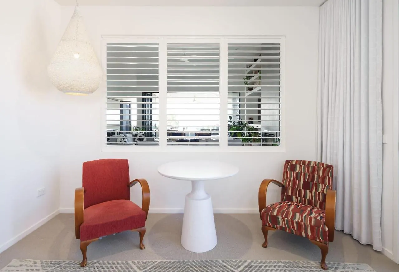 Nyaraló Moffat Beach Modern Oasis With Pool Caloundra Ausztrália