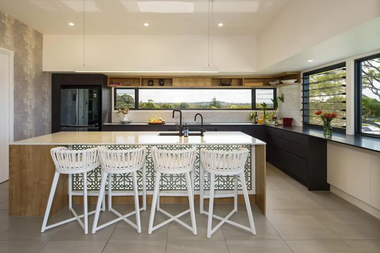 Moffat Beach Modern Oasis With Pool Caloundra 0*,  Ausztrália